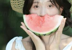 ios上的www.155.fun，吃瓜的同时，顺便感觉一下人生的无常，哈哈。