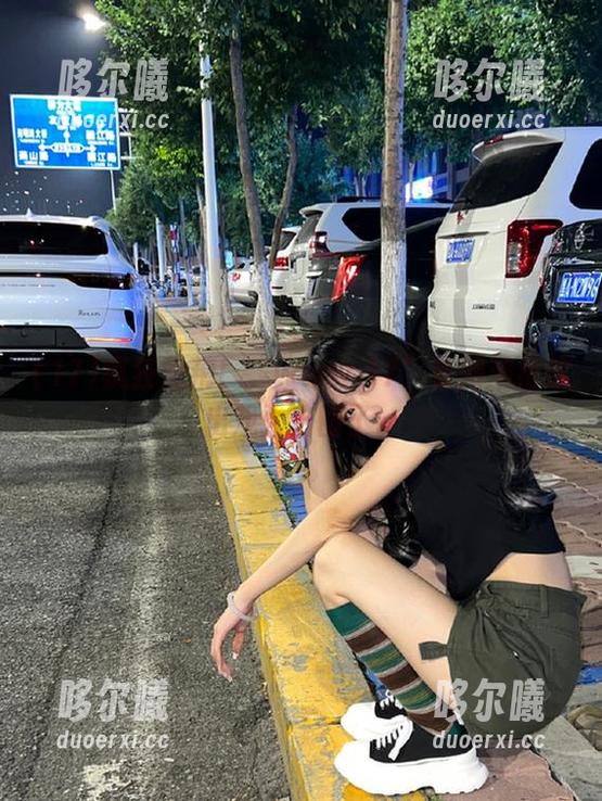 疯狂戏精！“www.17”官网演出这出戏太出圈了。