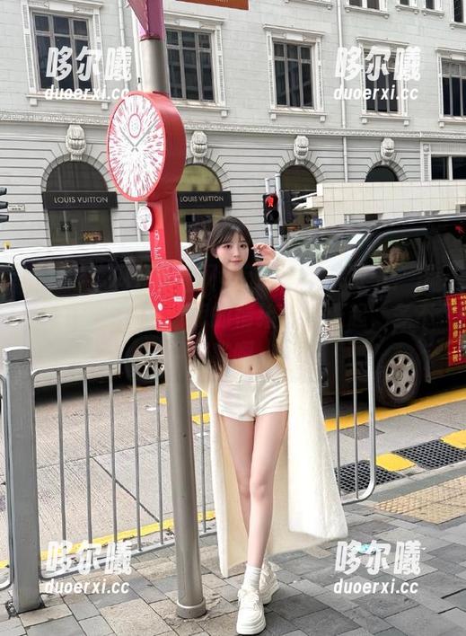 在“17c吃瓜”苹果版中，角色们轮番上阵，我的情绪飞速涨起，多不真实啊。
