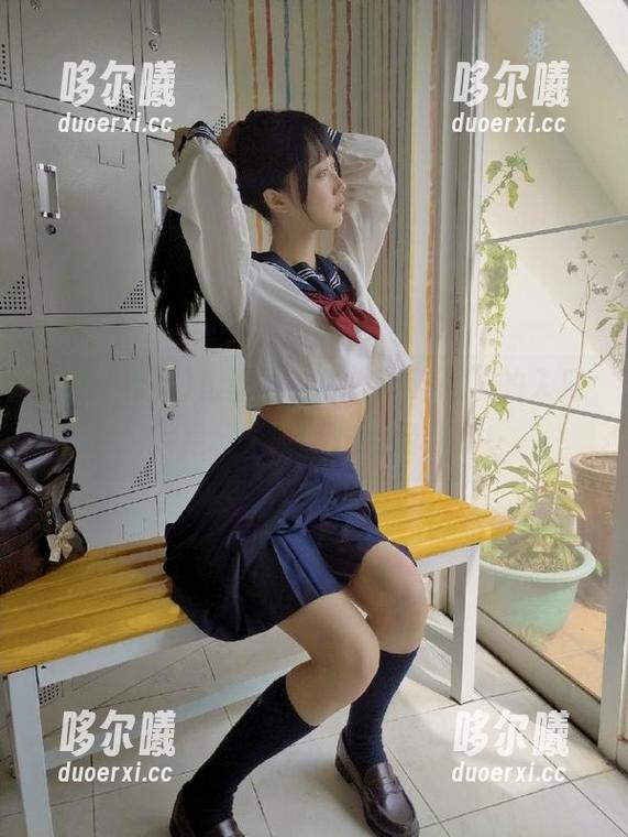 滚蛋吧，“17c吃瓜”的入口也太隐秘了吧，想我费劲找！
