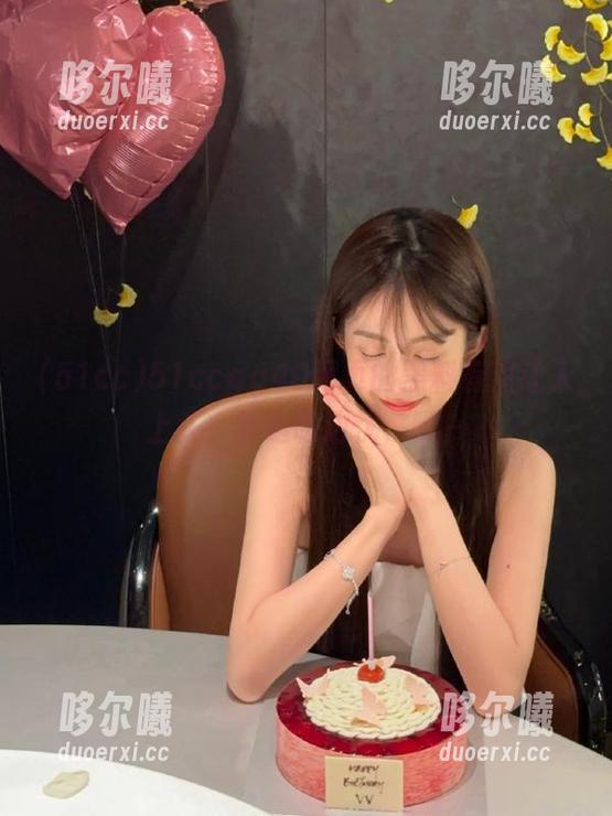 51ccgg40网页的黑料有点让人上头，我边吃边忧，嘿～