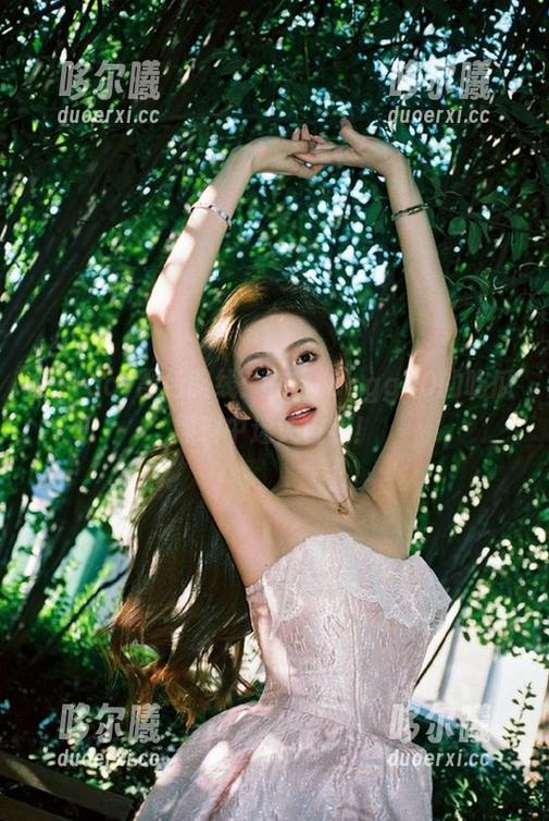 黑色路线：在51ccgg40的吃瓜黑料中迷失自我！