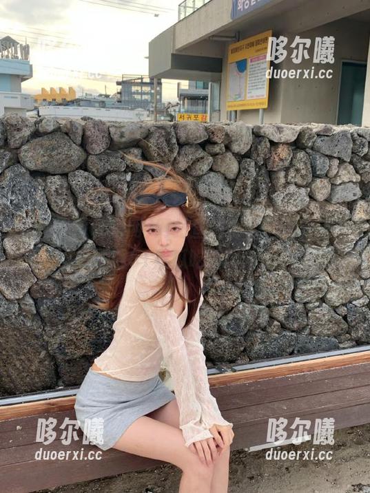 网站查得那么辛苦，还是来下载51黑瓜吃料网省心！