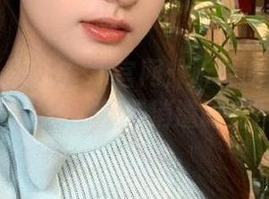 718.sx官网：听说吃瓜不仅能消肚子，还能消遣时光？
