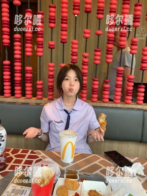 听说www.heiliao.su的入口有个很厄运的传闻，我心动不已！
