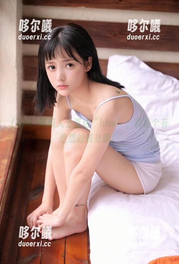 吃瓜人士直达“hlw”，真是个有意思的转身啊！