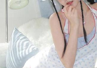 吃瓜的正确姿势：永不迷路，来hlw来一发！