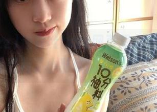 泡在tttzzz网页里，这些瓜让我想起了小时候的奇葩时光。
