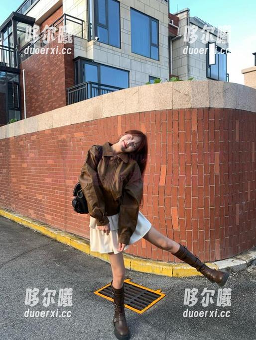 我在www.吃瓜的导航下，被带到了意想不到的狗血剧情！