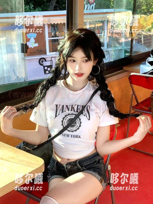 传送门直通下一个八卦，www51的吸引力简直让人无法自拔，对吗？
