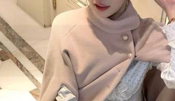 “zztt11在线”——楼下大妈的八卦热搜榜，听说瞬间环保了不少呢！