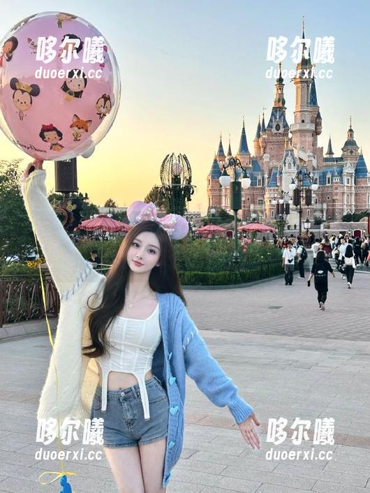 七嘴八舌看娜娜，今天的五一吃瓜算个什么事？
