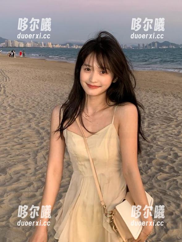 每次点开五一吃瓜官网地址，我都能感受到一阵子怀疑人生的冲动。