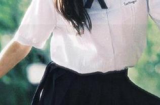 又狠狠盯上最新的大瓜了！看吃瓜网今日吃啥，包你乐开怀！