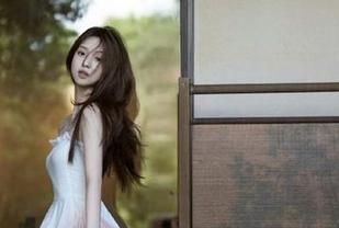在朝阳下，ios吃瓜网的爆料速度快得令人晕头转向，果然是瓜田薄饼！