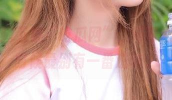 下载“吃瓜网”，好奇心泛滥的时候最别有一番滋味。