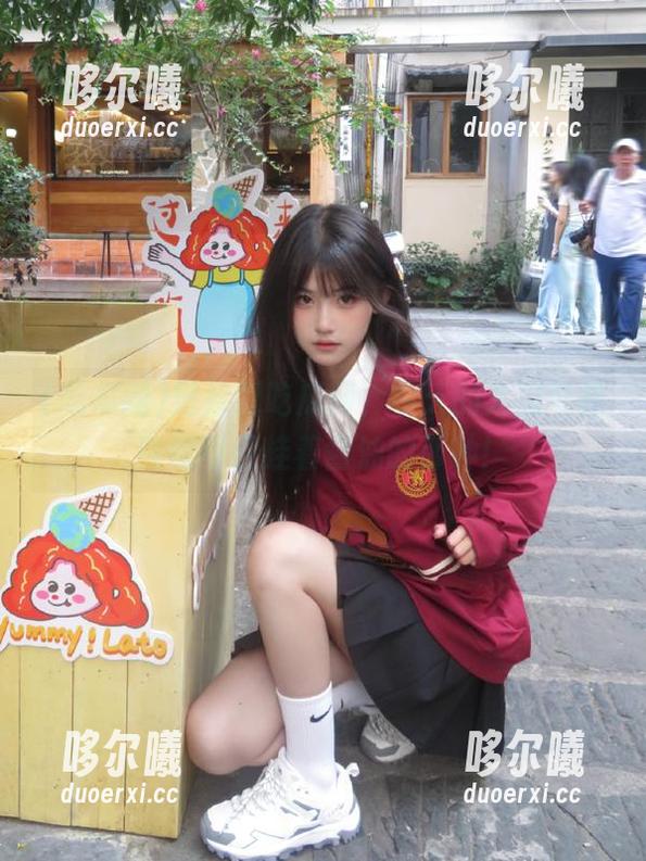 链接到吃瓜网，今天的大瓜可是酸甜可口挂着酱油的那种！