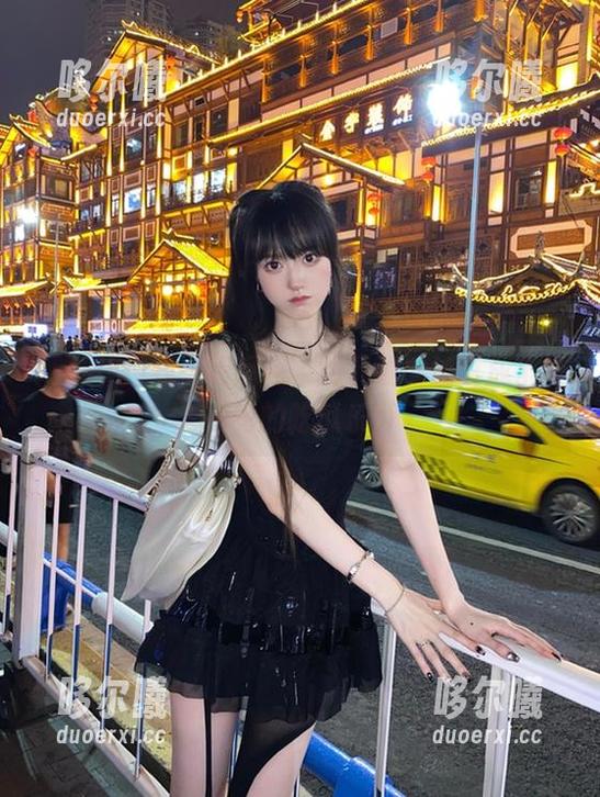 找“吃瓜网”的下载地址也成了新一轮的吃瓜乐事
