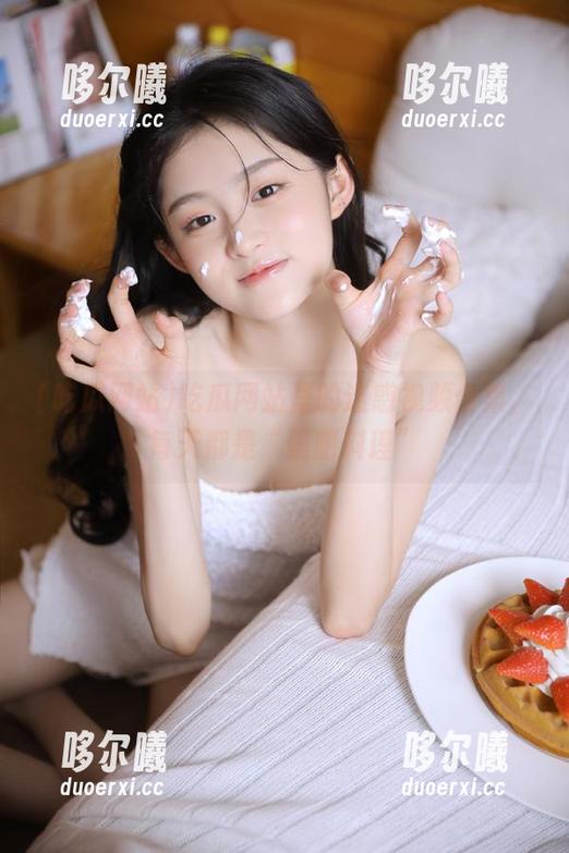 吃瓜网站里的迷惑视频合集，每天都是“黑暗料理”