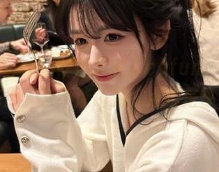 吃瓜群众网cgfun，咱们一起吃瓜，永不迷路到终点就是快乐！