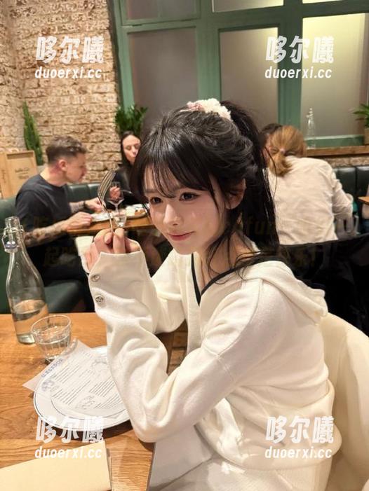 吃瓜群众网 吃瓜群众网cgfun,咱们一起吃瓜,永不迷路到终点就是快乐!