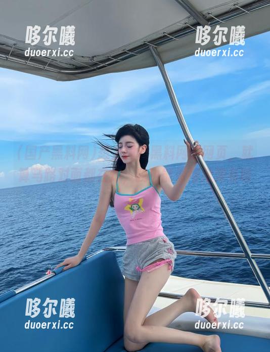 想上国产黑料网的网页，就算马路对面都在炸，我也能看得津津有味！