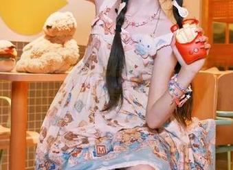 一边看视频一边忍无可忍，海角吃瓜的黑料实在嗨到不行！