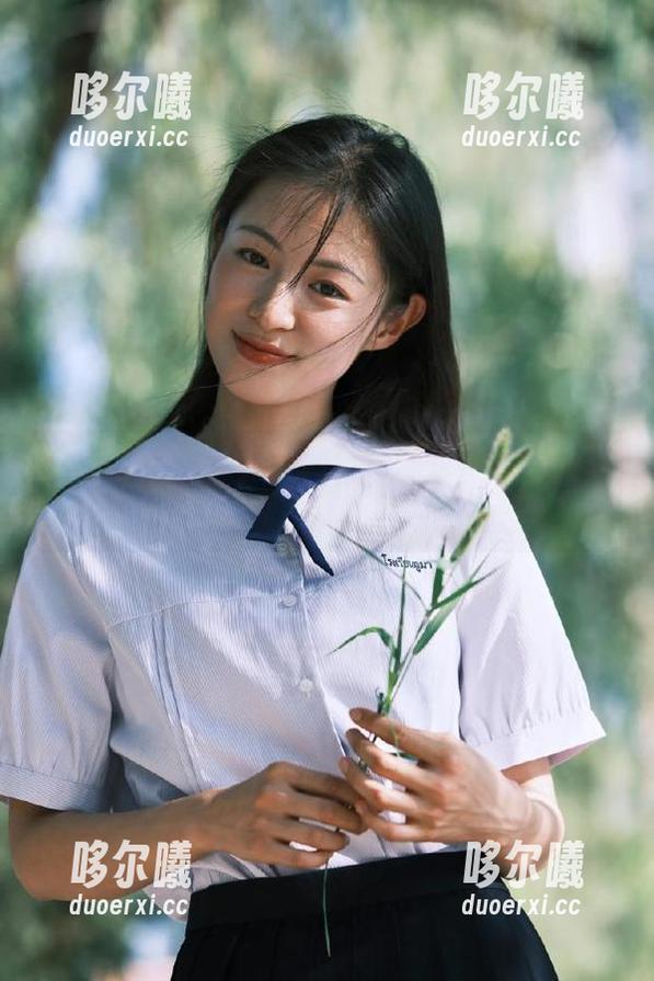 黑料直达！在海角吃瓜每一次刷新都像拆盲盒