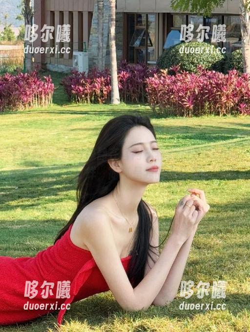 静静在官网守着zztt35.ccm黑料不打烊，简直是我的小确幸。