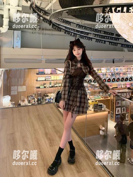 黑料不打烊,万里长征，最新入口究竟藏了多少囧事？