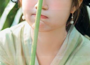 我觉得“黑料不打烊155fun”网址就像个巨大的吃瓜同学圈，这钱真花得值。
