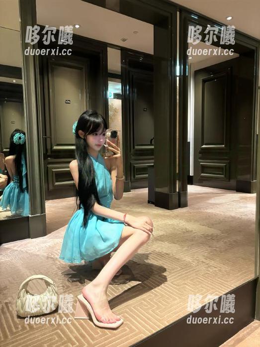 黑料不打烊tttzzz，直接给个地址，一会儿八卦就要开席了，别再犹豫！