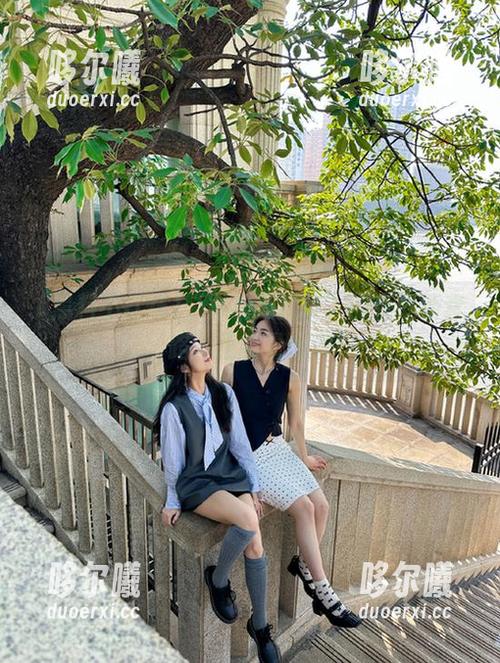 “黑料不打烊”的在线新套路，正能量满满