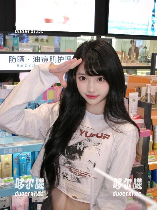 “黑料吃瓜网”视频一发，不看真会后悔！大瓜吃得我心里乐开了花