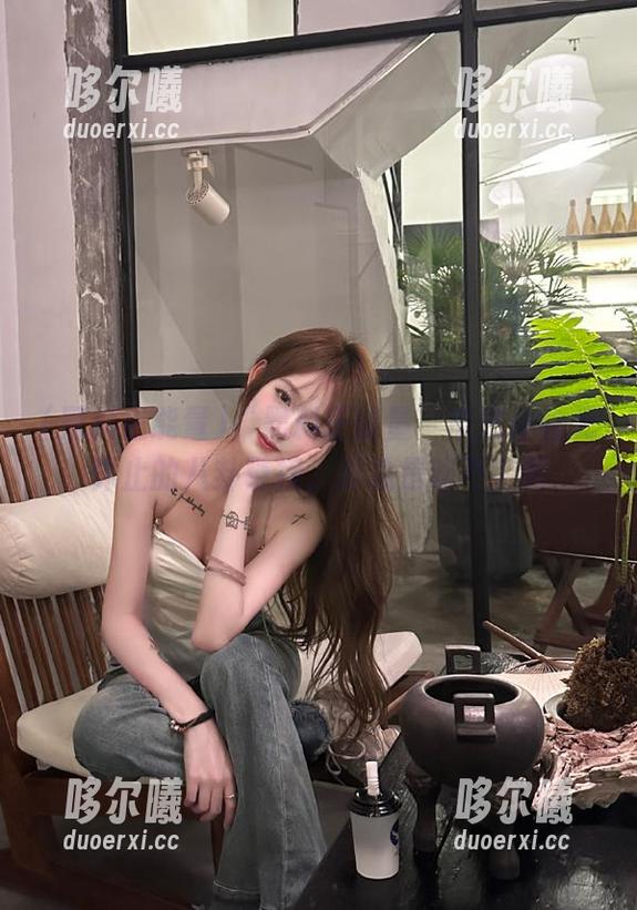 “黑料正能量”带您体验无休止的八卦链接，瓜总是吃不完啊
