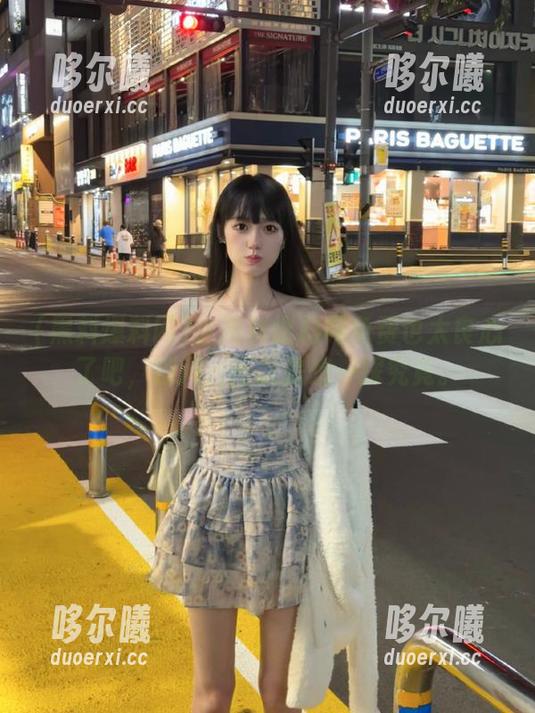 这黑料爆料网免费也太良心了吧，别问，问就是想一探究竟。