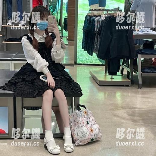黑料社区首页来了！在线吃瓜不解释，快来围观