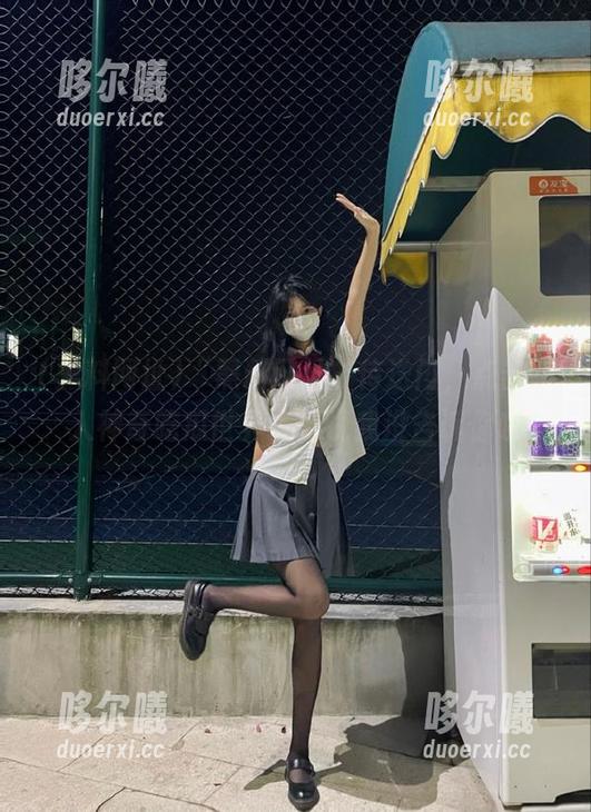 “黑料网址”传送门，点击即入神奇吃瓜世界，别说我没告诉你哦